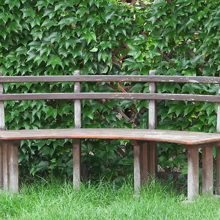 招待所 主之耳语酒店 4*