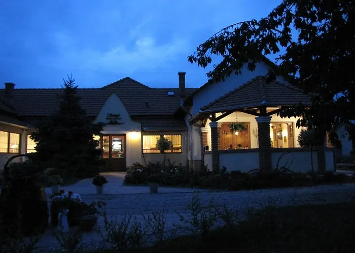 Vendégház A Suttogóhoz