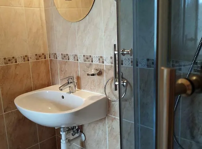 A Suttogóhoz Vendégház Nagykörű