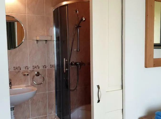 A Suttogóhoz 4*